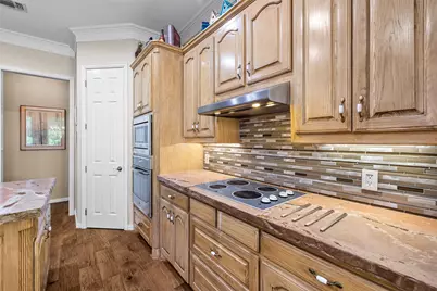 5612 Equestrian Court, Granbury, TX 76049 - Photo 15