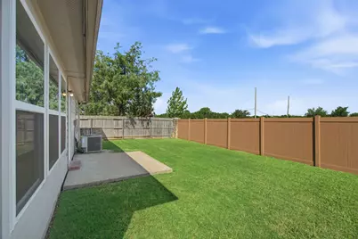 8475 Widgeon Way, Dallas, TX 75249 - Photo 37