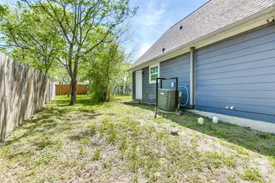 1306 Foley Street, Dallas, TX 75223 - Photo 23