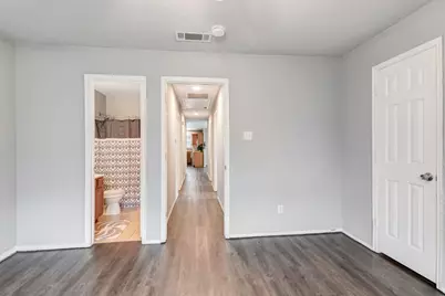 1418 Mulkey Street, Fort Worth, TX 76104 - Photo 15