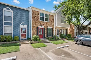 61 Abbey Rd, Euless, TX 76039 - Photo 3