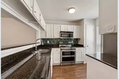 61 Abbey Road, Euless, TX 76039 - Photo 9