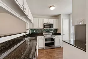 61 Abbey Rd, Euless, TX 76039 - Photo 9