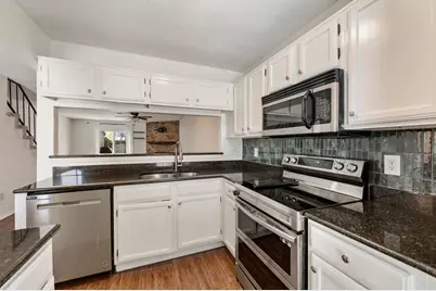 61 Abbey Road, Euless, TX 76039 - Photo 11