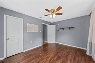 2426 McKenzie Ave, Waco, TX 76708 - Photo 9