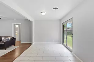 2114 Brookshire St, Arlington, TX 76010 - Photo 7