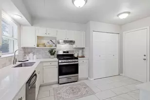 2114 Brookshire St, Arlington, TX 76010 - Photo 13