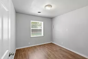 2114 Brookshire St, Arlington, TX 76010 - Photo 17