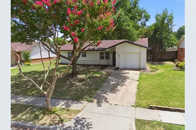 2114 Brookshire Street, Arlington, TX 76010 - Photo 1