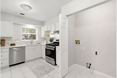 2114 Brookshire Street, Arlington, TX 76010 - Photo 15