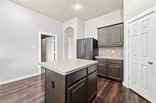 1558 Nottingham Dr, Lancaster, TX 75134 - Photo 7