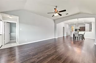 1558 Nottingham Dr, Lancaster, TX 75134 - Photo 3