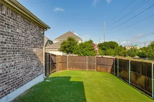 301 Kennewick Dr, Garland, TX 75044 - Photo 25
