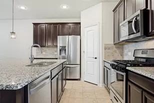 301 Kennewick Dr, Garland, TX 75044 - Photo 11