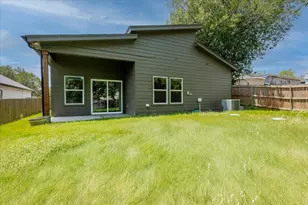 3015 Brazos River Dr, Granbury, TX 76048 - Photo 21