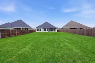 1525 Blue Lake Dr, Burleson, TX 76058 - Photo 27