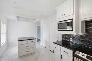 2626 Crest Ave, Dallas, TX 75216 - Photo 9