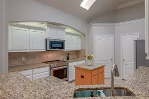 6008 Frost St, North Richland Hills, TX 76180 - Photo 15