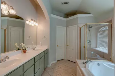 6008 Frost Street, North Richland Hills, TX 76180 - Photo 21