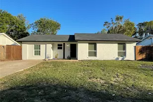 822 Johnnie Row, Seagoville, TX 75159 - Photo 1