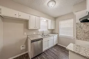 717 Blue Ridge Trail, Saginaw, TX 76179 - Photo 13