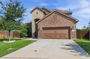 1327 Savona Ln, Lewisville, TX 75077 - Photo 5