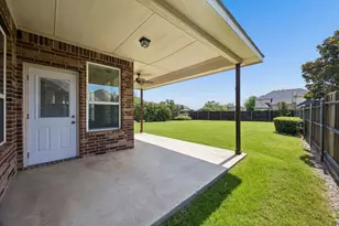 4201 Garden Path Ln, Mansfield, TX 76063 - Photo 37