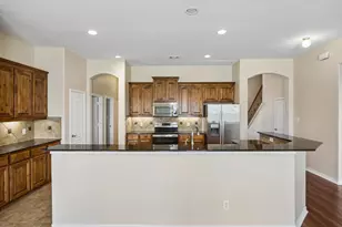 4201 Garden Path Ln, Mansfield, TX 76063 - Photo 11