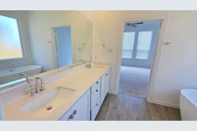 2513 Birchcrest Drive, Fort Worth, TX 76179 - Photo 7