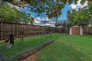 2921 Oakridge Dr, Hurst, TX 76054 - Photo 35
