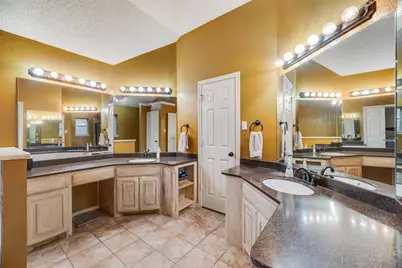 2921 Oak Ridge Drive, Hurst, TX 76054 - Photo 23