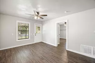 1120 N Chamberlain St, Stephenville, TX 76401 - Photo 5