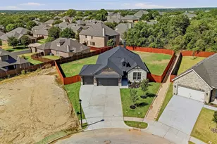 2200 Castle Rock Lane, Weatherford, TX 76087 - Photo 3