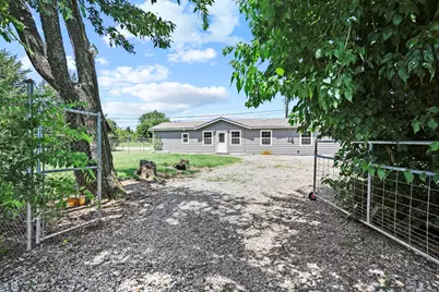 231 Juniper Drive, Pottsboro, TX 75076 - Photo 3