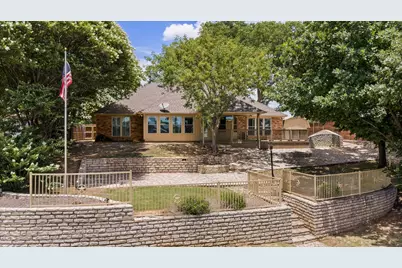 105 Casas Del Sur Street, Granbury, TX 76049 - Photo 31
