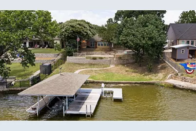105 Casas Del Sur Street, Granbury, TX 76049 - Photo 33