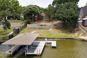 105 Casas Del Sur St, Granbury, TX 76049 - Photo 33