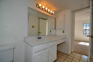 2610 Lakehill Ln, Carrollton, TX 75006 - Photo 13