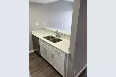 2800 Douglas Avenue #303, Dallas, TX 75219 - Photo 9
