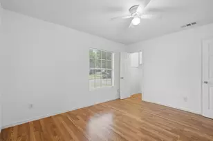 2538 Stovall Dr, Dallas, TX 75216 - Photo 11