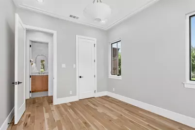 6367 McCommas Boulevard, Dallas, TX 75214 - Photo 5