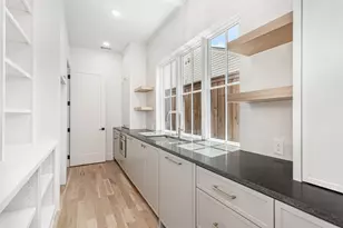 6367 McCommas Blvd, Dallas, TX 75214 - Photo 15