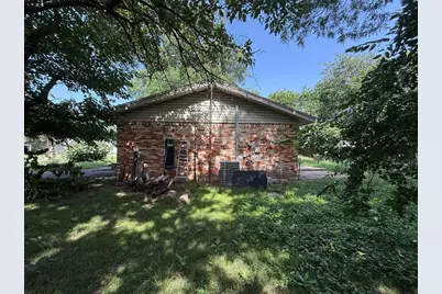 802 E Main Street, Tioga, TX 76271 - Photo 13