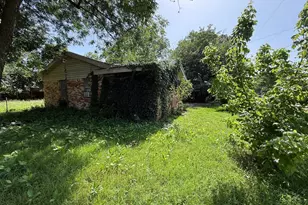 802 E Main St, Tioga, TX 76271 - Photo 5