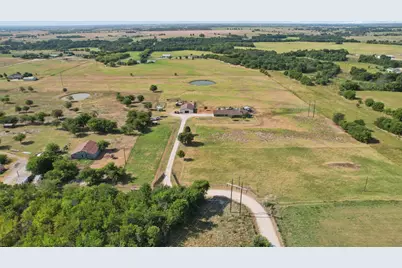 481 County Road 205, Valley View, TX 76272 - Photo 37