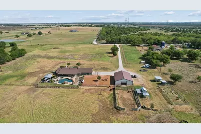 481 County Road 205, Valley View, TX 76272 - Photo 3