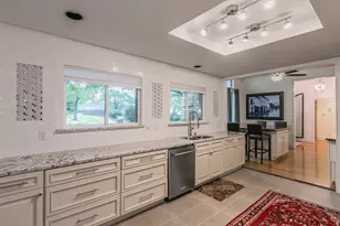 4105 Lexington Pkwy, Colleyville, TX 76034 - Photo 5