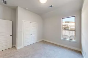 5624 Hiett Ct, Fort Worth, TX 76112 - Photo 19