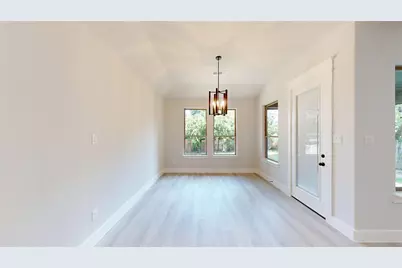 5624 Hiett Court, Fort Worth, TX 76112 - Photo 3