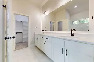 5624 Hiett Ct, Fort Worth, TX 76112 - Photo 11